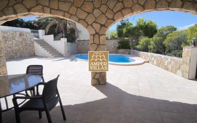 Beautiful and spacious Mediterranean villa with large terraces.